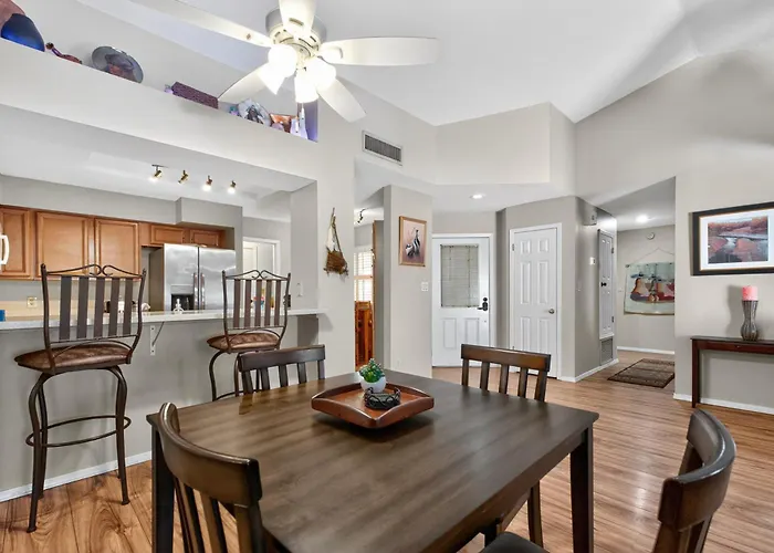 Chilled Oasis - Shaded Bbq Lounge Near Asu * Tempe