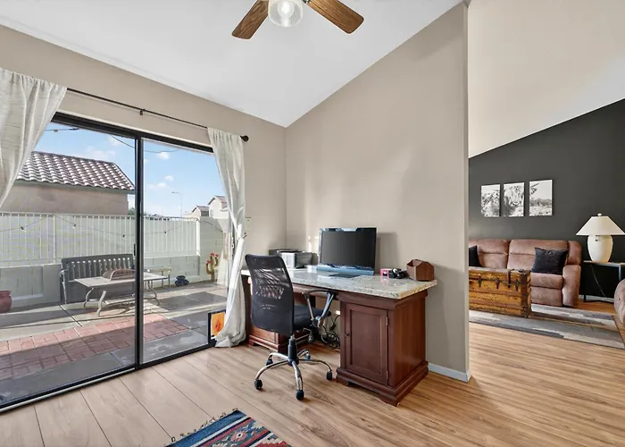 Holiday home Chilled Oasis - Shaded Bbq Lounge Near Asu Tempe