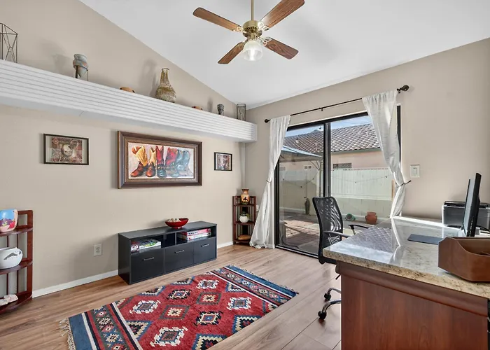 Holiday home Chilled Oasis - Shaded Bbq Lounge Near Asu Tempe